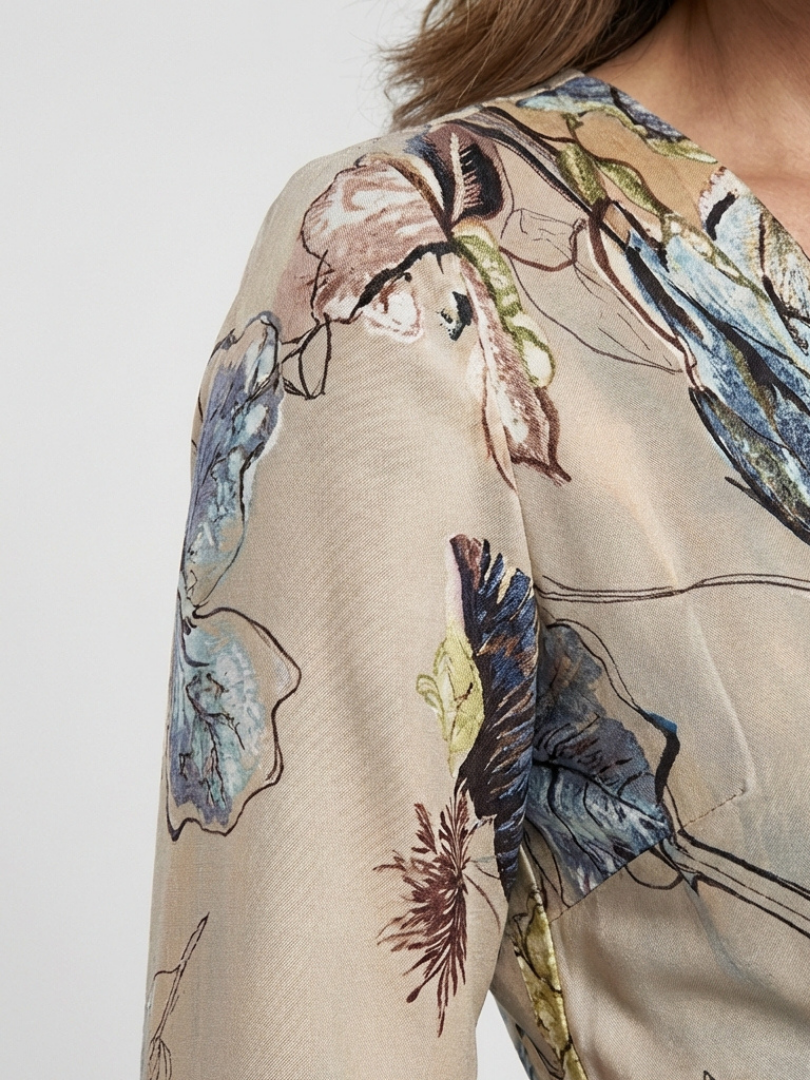 Rochie Maxi Margaret cu Imprimeu Floral și Mâneci Trei Sferturi